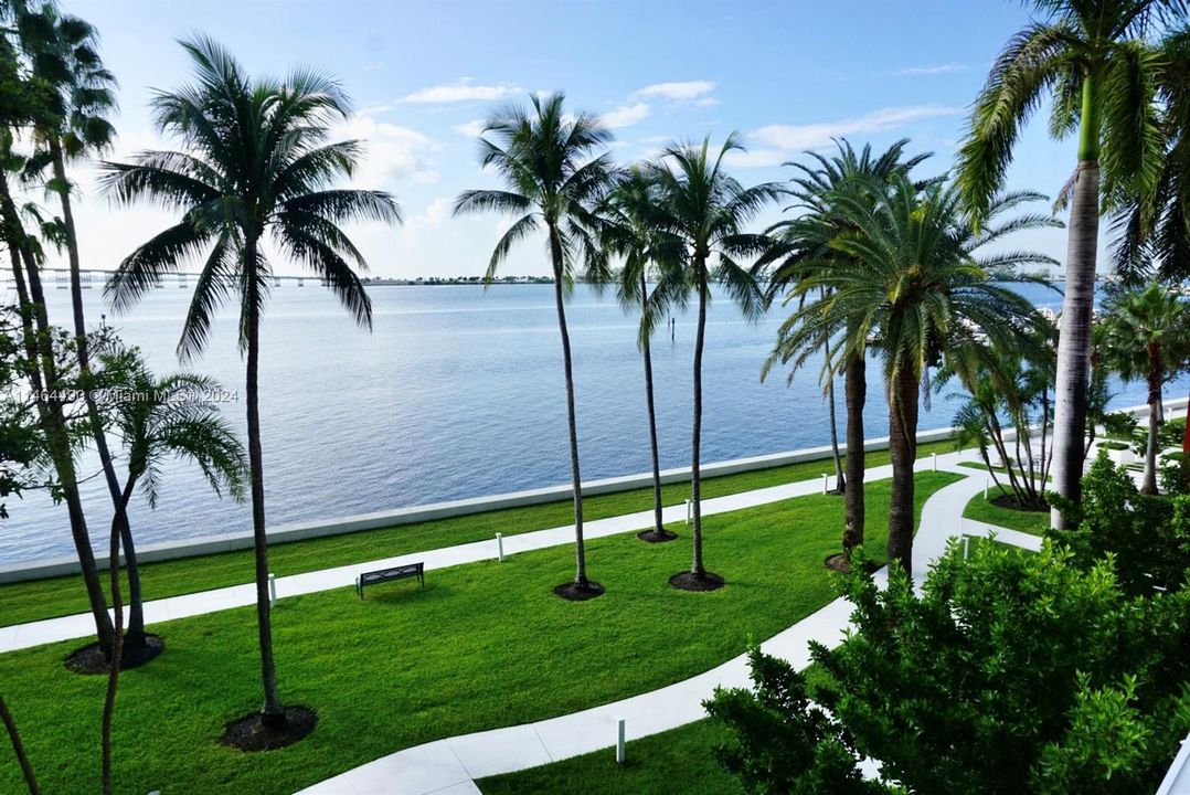 Welcoming waterfront walkway