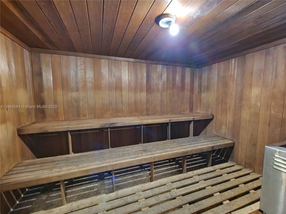 Recientemente alquilado: $2,000 (2 camas, 2 baños, 1290 Pies cuadrados)