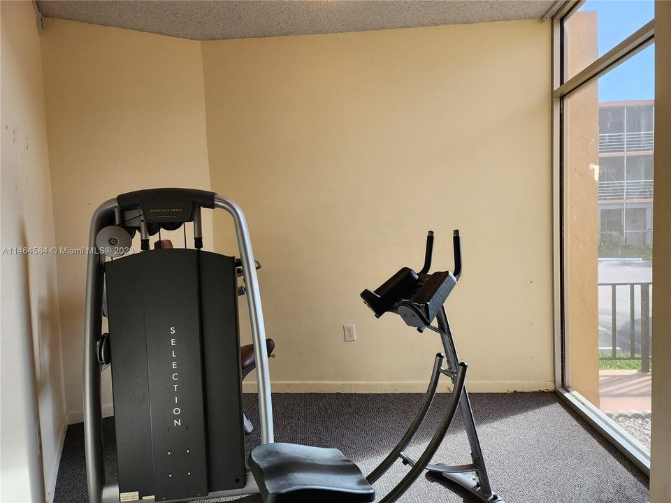 Recientemente alquilado: $2,000 (2 camas, 2 baños, 1290 Pies cuadrados)