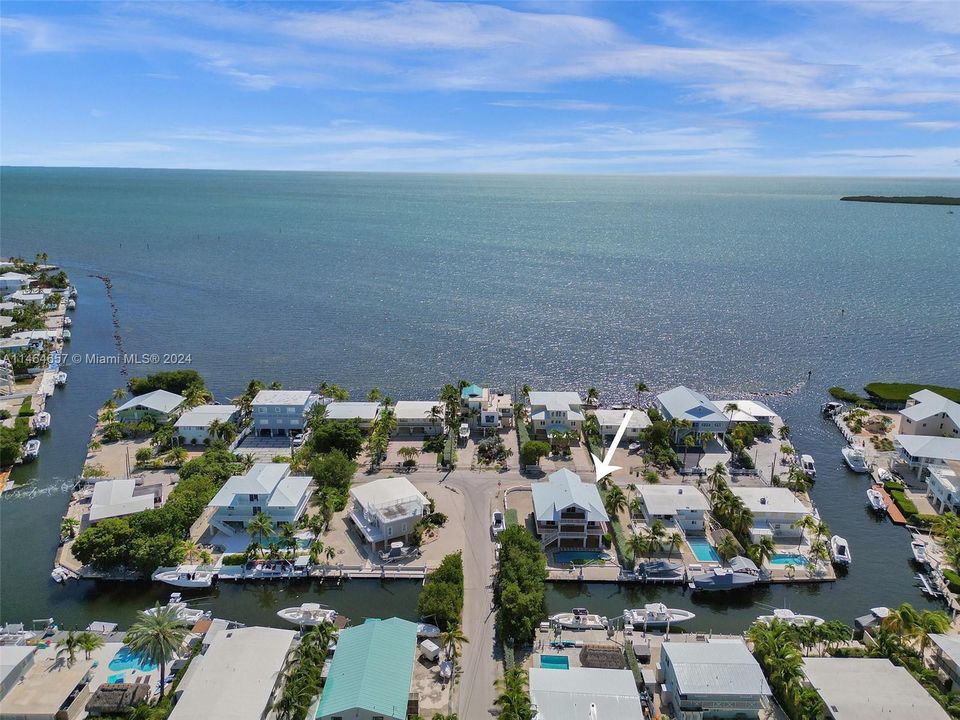 Recently Sold: $2,000,000 (3 beds, 2 baths, 2108 Square Feet)
