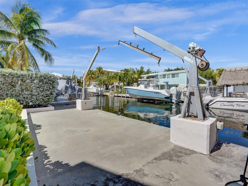 Recently Sold: $2,000,000 (3 beds, 2 baths, 2108 Square Feet)