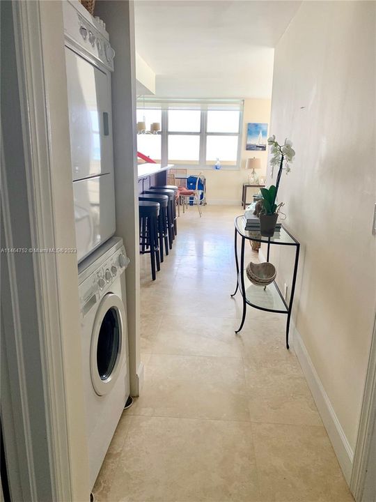 最近租的: $5,700 (2 贝兹, 2 浴室, 1400 平方英尺)