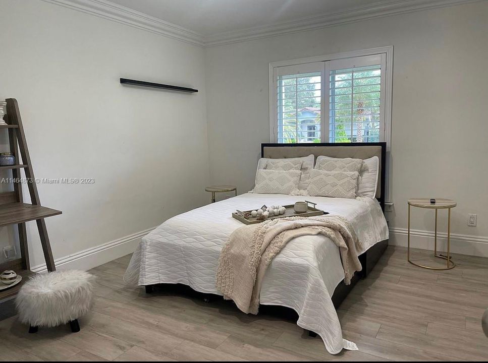 Recientemente alquilado: $11,500 (5 camas, 3 baños, 3400 Pies cuadrados)