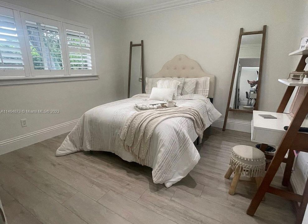 Recientemente alquilado: $11,500 (5 camas, 3 baños, 3400 Pies cuadrados)