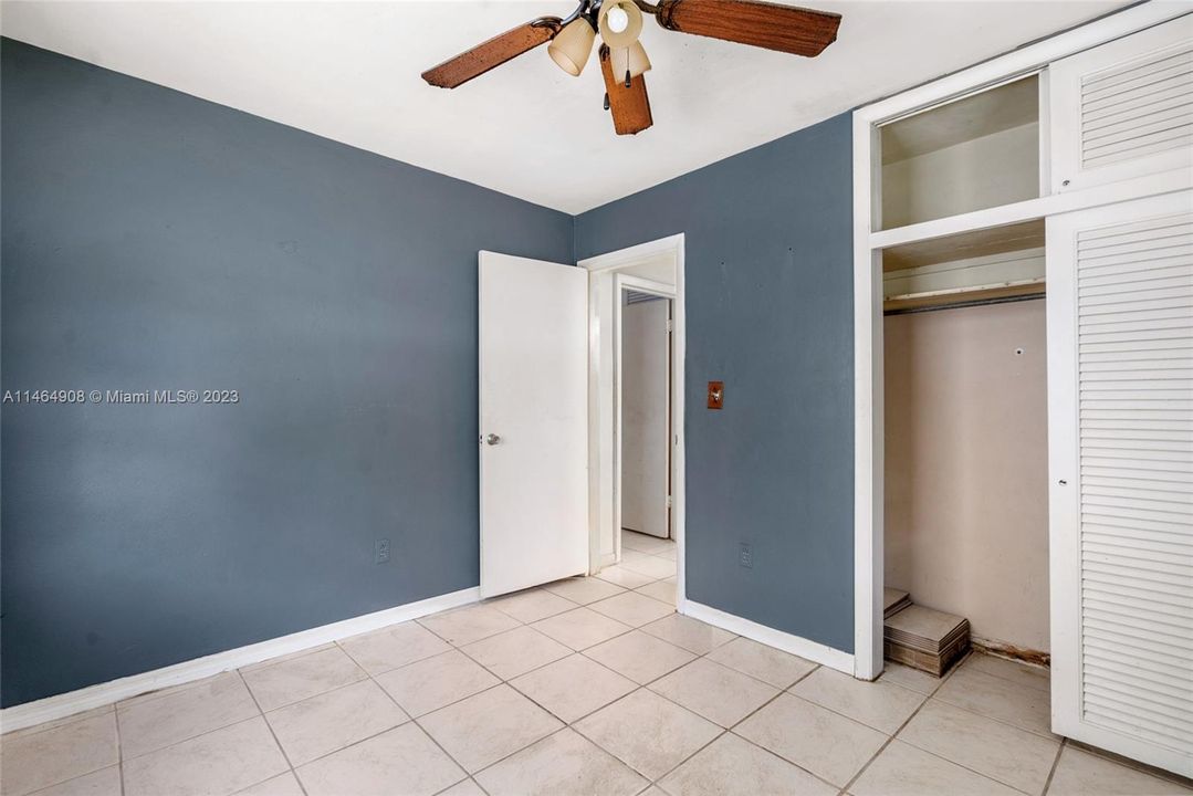 Recently Sold: $525,000 (2 beds, 2 baths, 876 Square Feet)