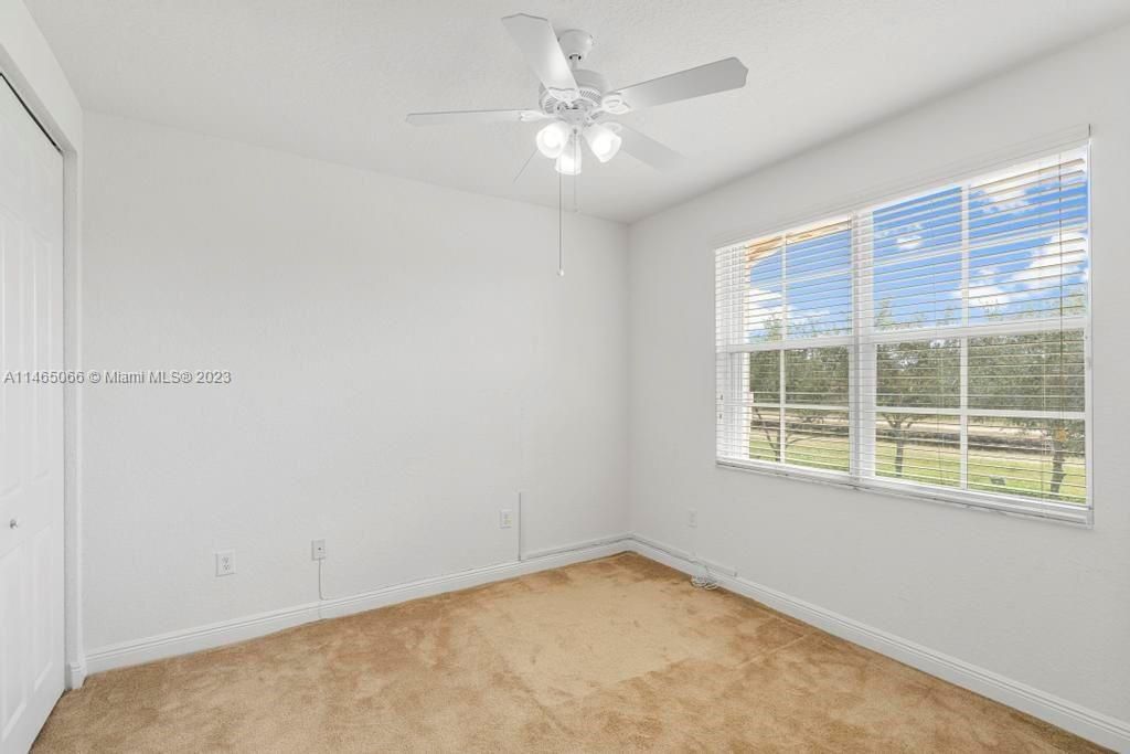 Recently Sold: $1,129,900 (7 beds, 5 baths, 4271 Square Feet)