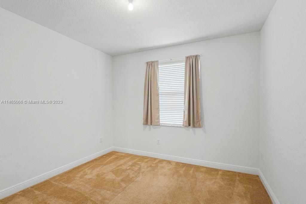 Recently Sold: $1,129,900 (7 beds, 5 baths, 4271 Square Feet)