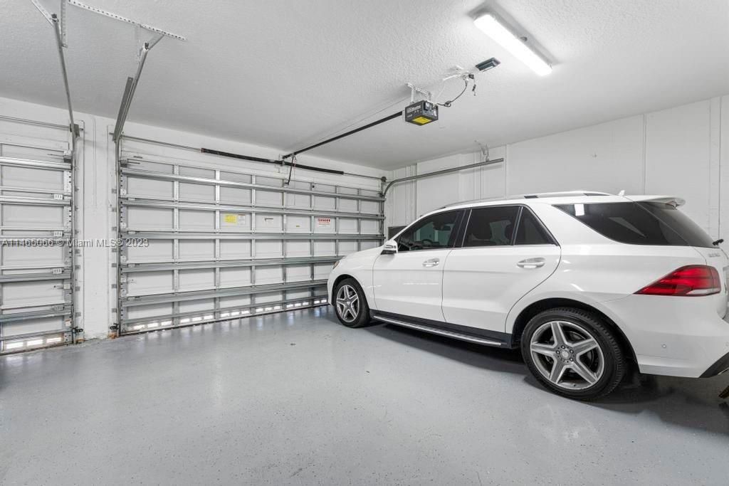 Recently Sold: $1,129,900 (7 beds, 5 baths, 4271 Square Feet)