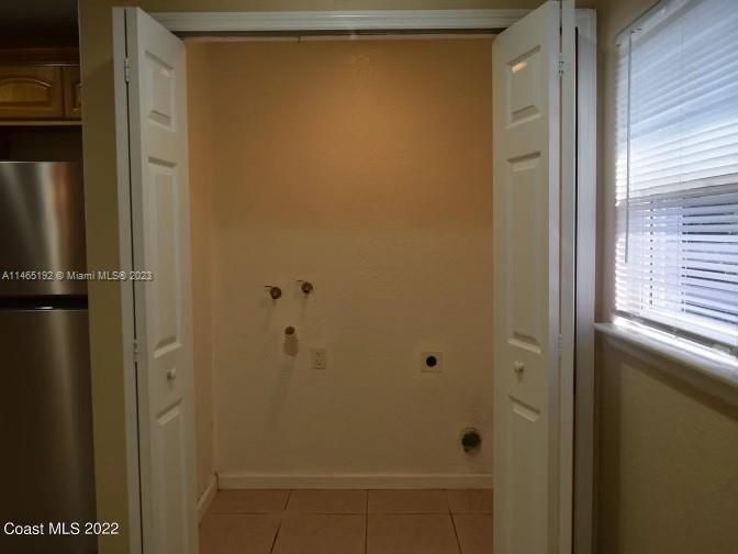 Recently Rented: $1,900 (3 beds, 2 baths, 0 Square Feet)