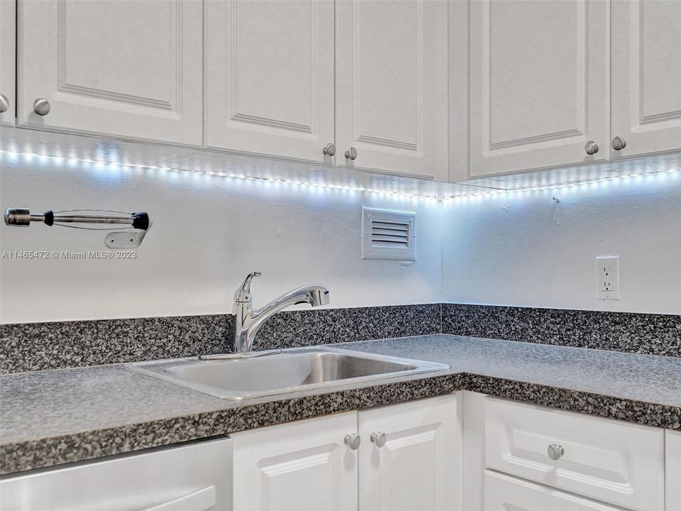 Recientemente alquilado: $2,500 (2 camas, 2 baños, 1178 Pies cuadrados)