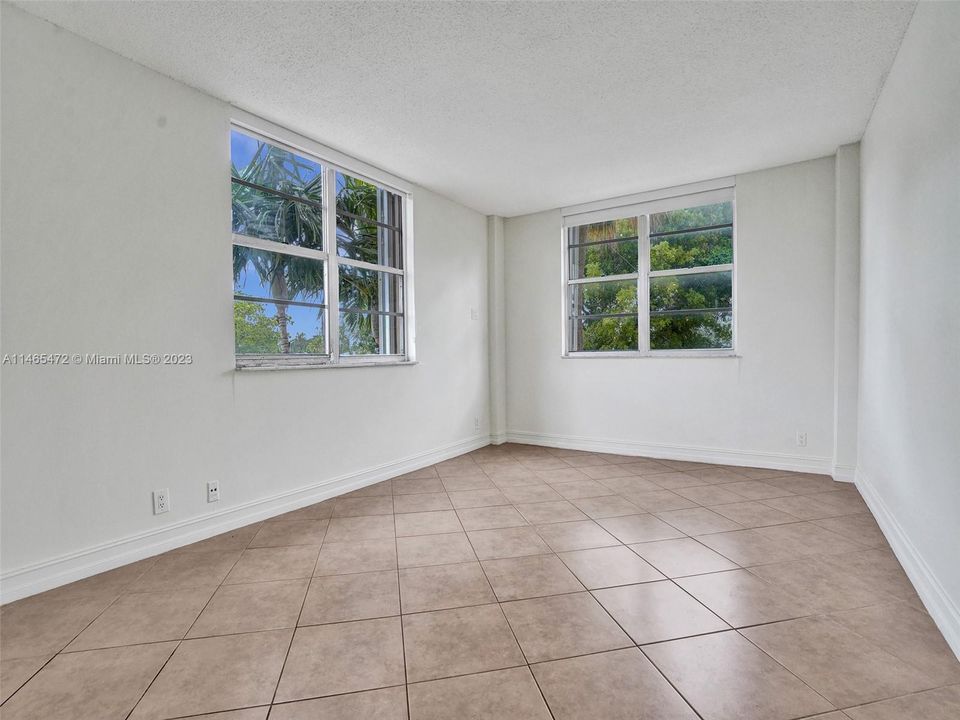 Recientemente alquilado: $2,500 (2 camas, 2 baños, 1178 Pies cuadrados)