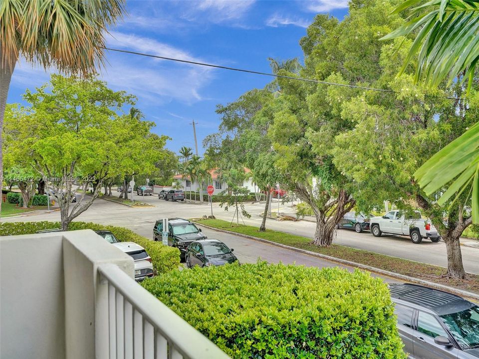 Recientemente alquilado: $2,500 (2 camas, 2 baños, 1178 Pies cuadrados)