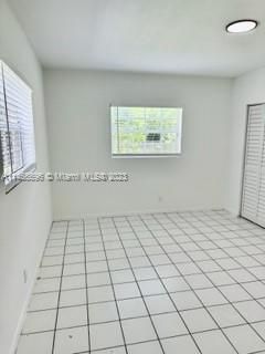 Recently Rented: $3,300 (3 beds, 2 baths, 1796 Square Feet)