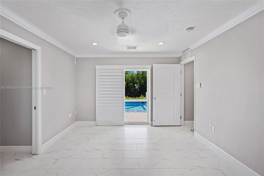 First Floor off Pool