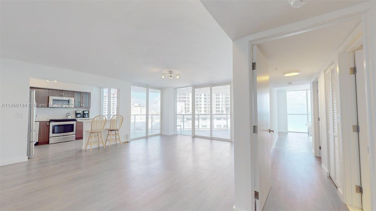 Vendido Recientemente: $1,030,000 (2 camas, 2 baños, 1250 Pies cuadrados)