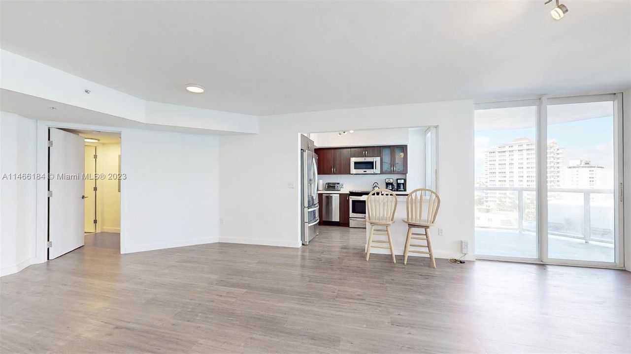 Vendido Recientemente: $1,030,000 (2 camas, 2 baños, 1250 Pies cuadrados)