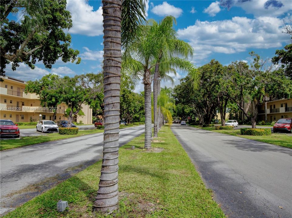 Recently Sold: $170,000 (1 beds, 1 baths, 730 Square Feet)