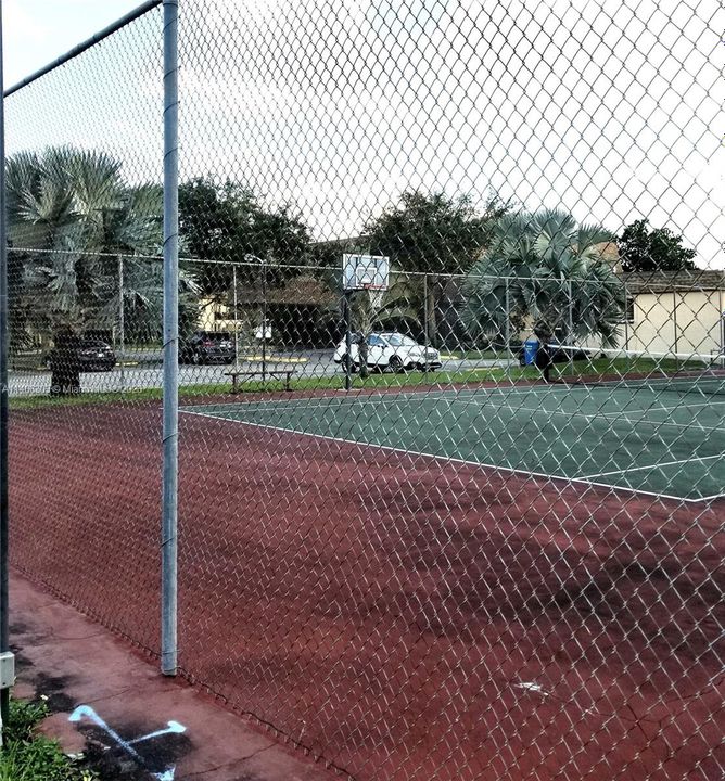 Recently Sold: $170,000 (1 beds, 1 baths, 730 Square Feet)