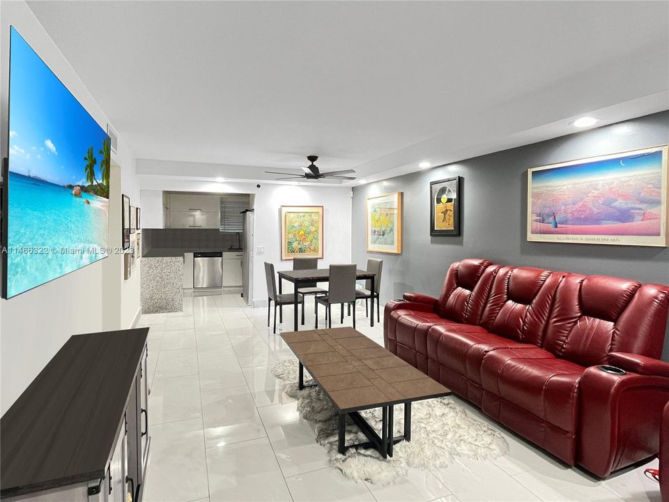 Recently Sold: $200,000 (2 beds, 2 baths, 870 Square Feet)