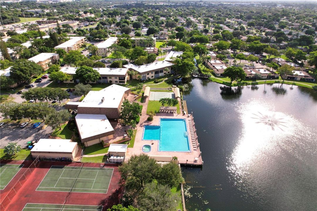 Recently Sold: $180,000 (2 beds, 2 baths, 920 Square Feet)