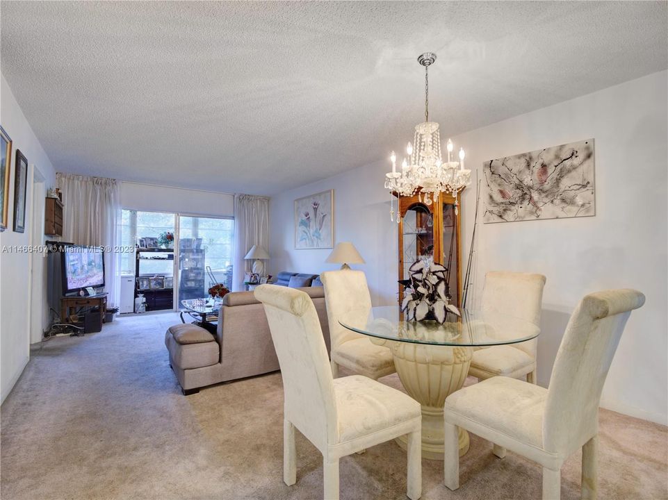 Recently Sold: $180,000 (2 beds, 2 baths, 920 Square Feet)