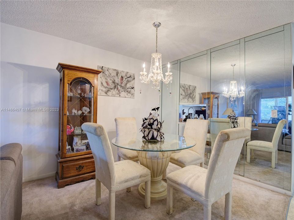 Recently Sold: $180,000 (2 beds, 2 baths, 920 Square Feet)