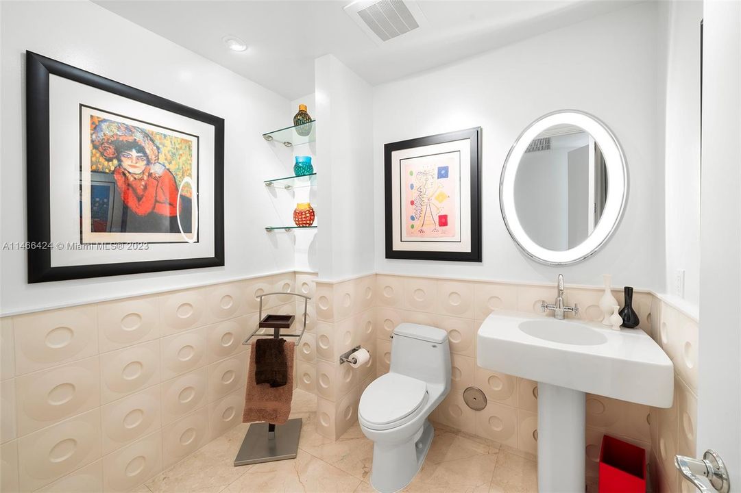 最近售出: $6,200,000 (2 贝兹, 2 浴室, 1791 平方英尺)