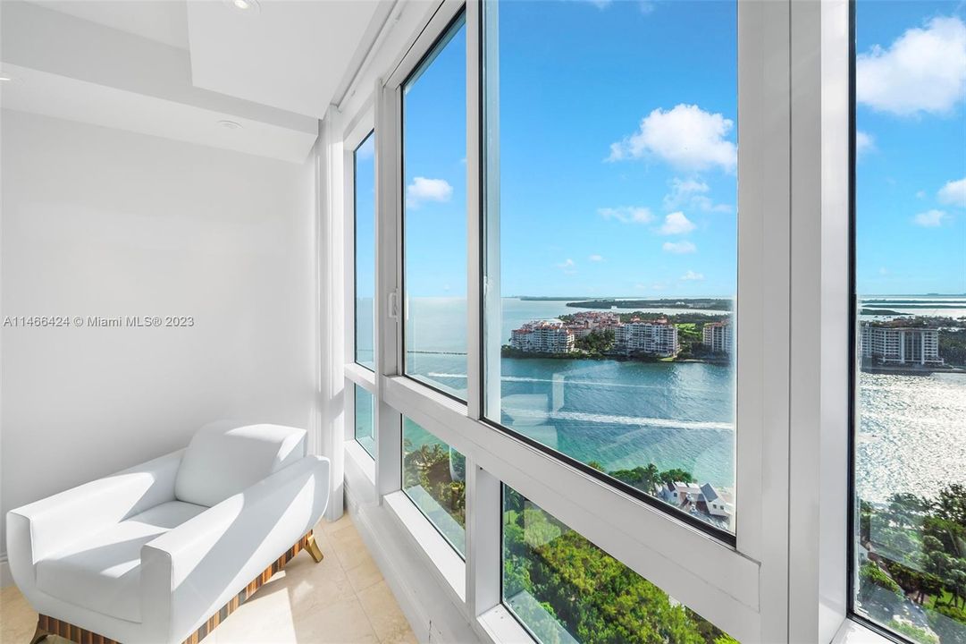 最近售出: $6,200,000 (2 贝兹, 2 浴室, 1791 平方英尺)