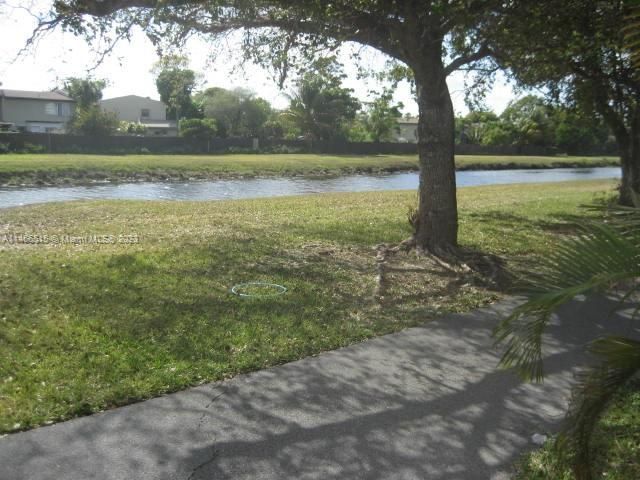 Recently Rented: $3,500 (3 beds, 2 baths, 1415 Square Feet)