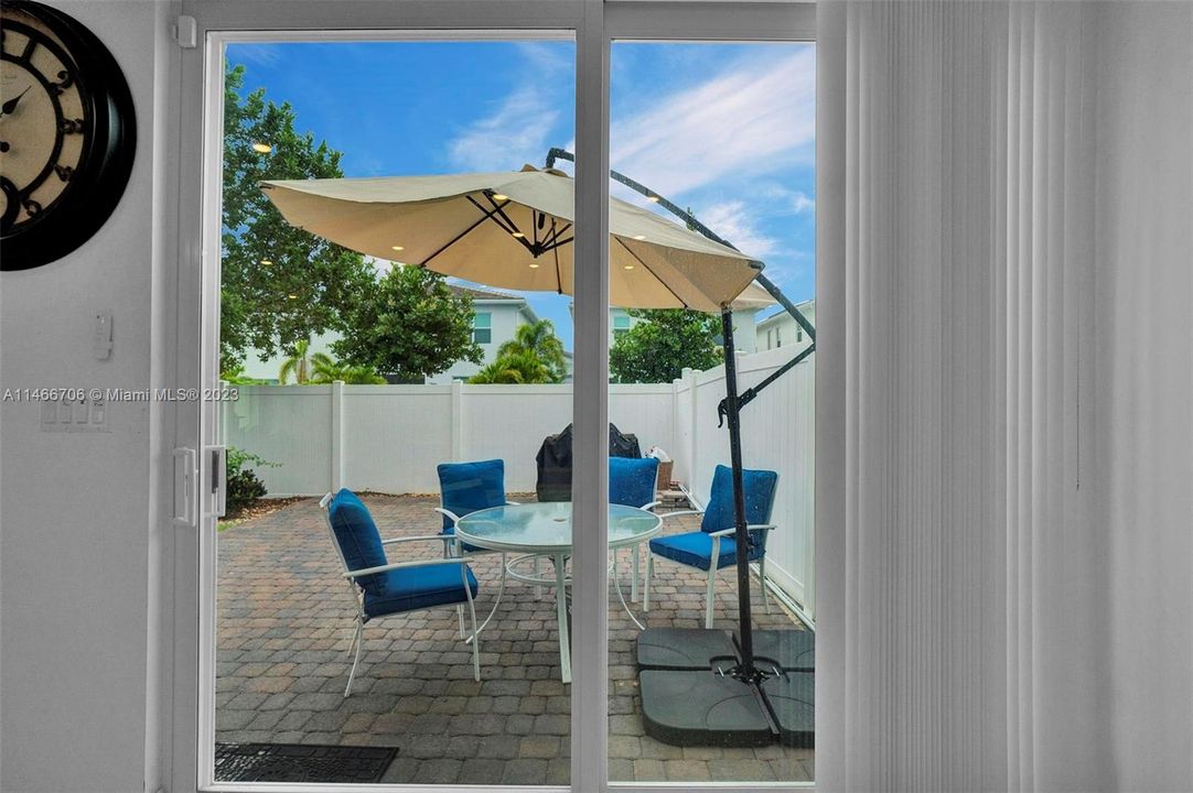 Recently Sold: $530,000 (3 beds, 2 baths, 1622 Square Feet)