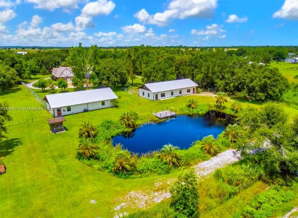 Recently Sold: $675,000 (4 beds, 5 baths, 3773 Square Feet)