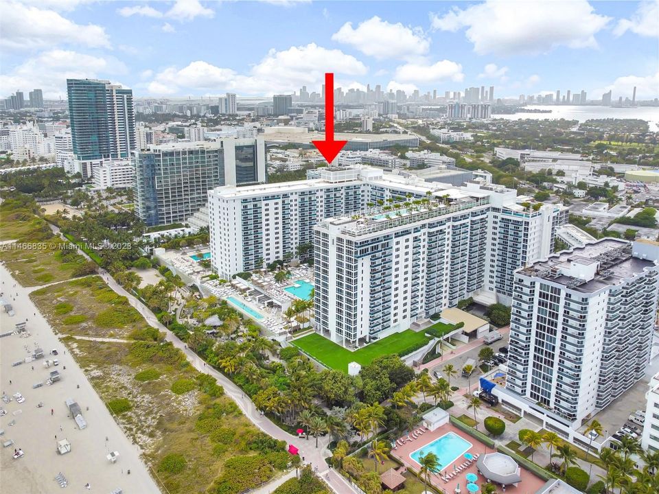 Recently Rented: $11,000 (1 beds, 1 baths, 960 Square Feet)