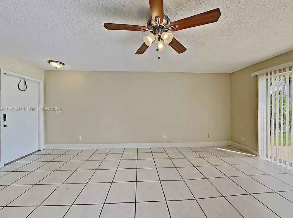 Recently Sold: $514,900 (3 beds, 2 baths, 1221 Square Feet)