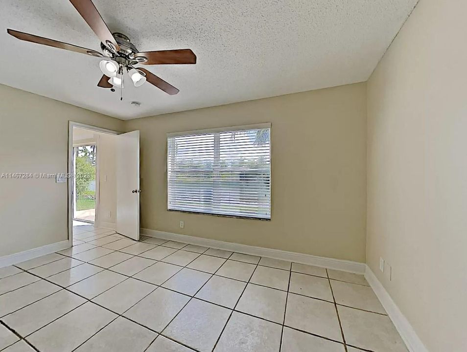 Recently Sold: $514,900 (3 beds, 2 baths, 1221 Square Feet)