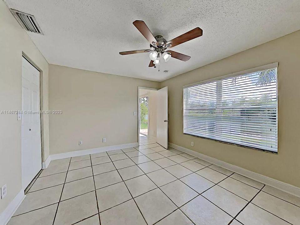 Recently Sold: $514,900 (3 beds, 2 baths, 1221 Square Feet)