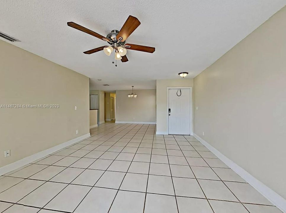 Recently Sold: $514,900 (3 beds, 2 baths, 1221 Square Feet)