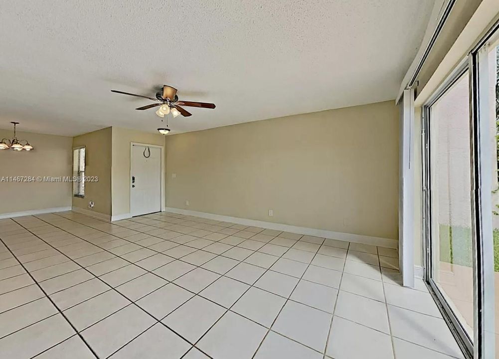 Recently Sold: $514,900 (3 beds, 2 baths, 1221 Square Feet)