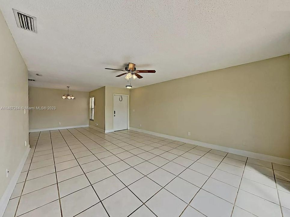 Recently Sold: $514,900 (3 beds, 2 baths, 1221 Square Feet)