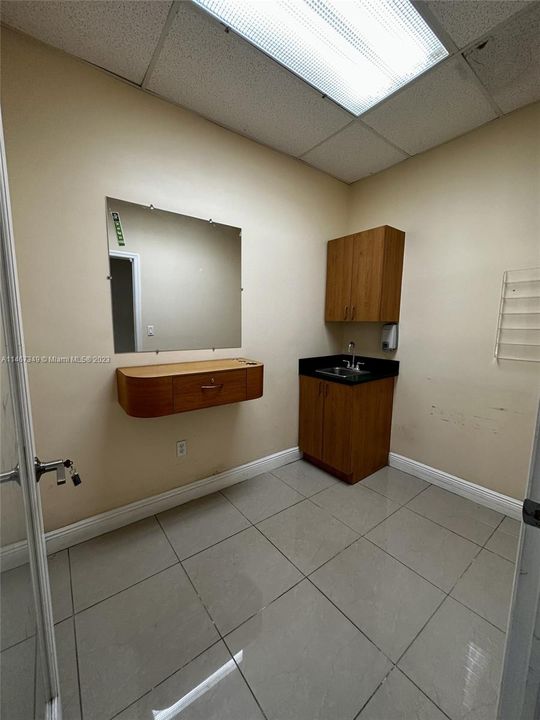 Recently Rented: $30 (0 beds, 0 baths, 0 Square Feet)