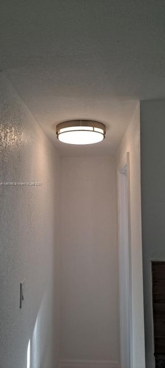 Recently Rented: $1,750 (2 beds, 1 baths, 2725 Square Feet)