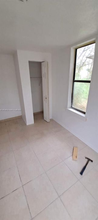 Recently Rented: $1,750 (2 beds, 1 baths, 2725 Square Feet)