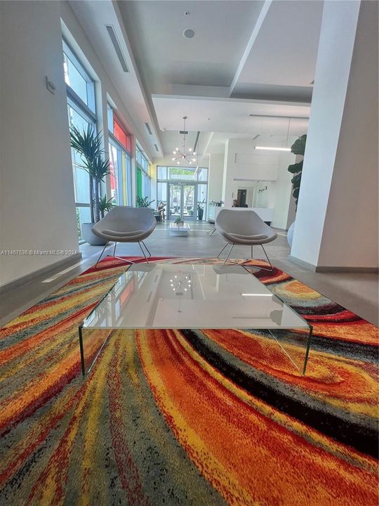 Recently Sold: $390,000 (1 beds, 1 baths, 722 Square Feet)