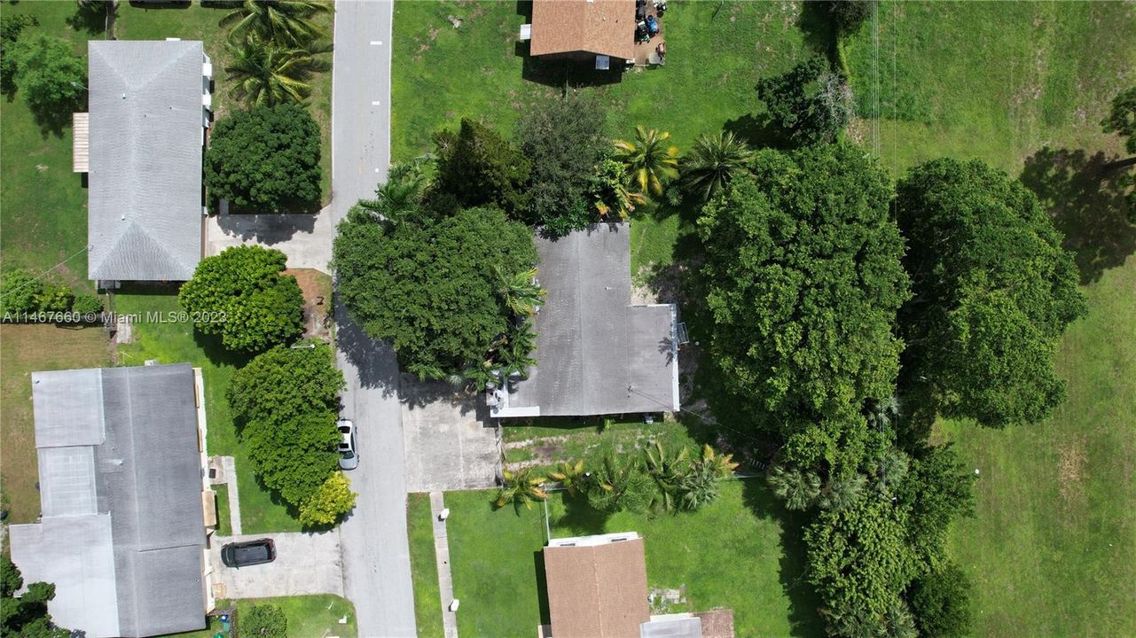 Vendido Recientemente: $439,900 (4 camas, 3 baños, 1832 Pies cuadrados)