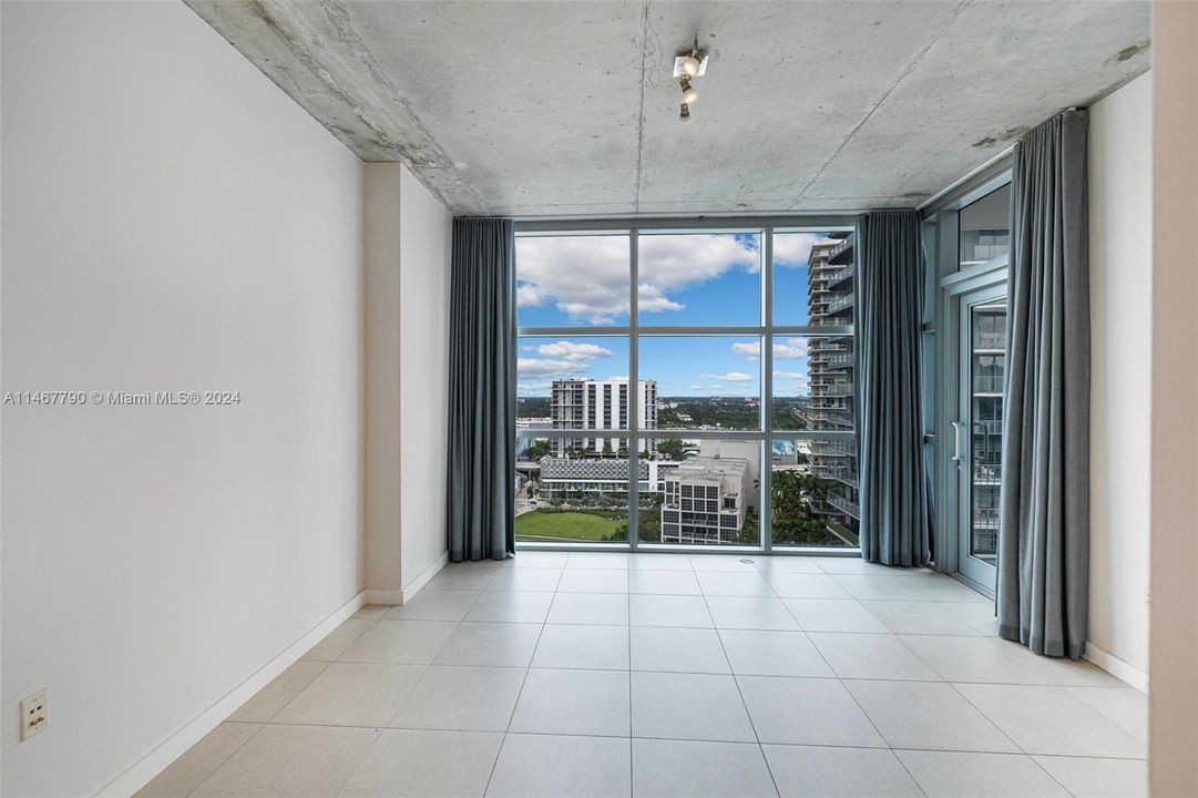 Recently Sold: $499,000 (1 beds, 1 baths, 761 Square Feet)