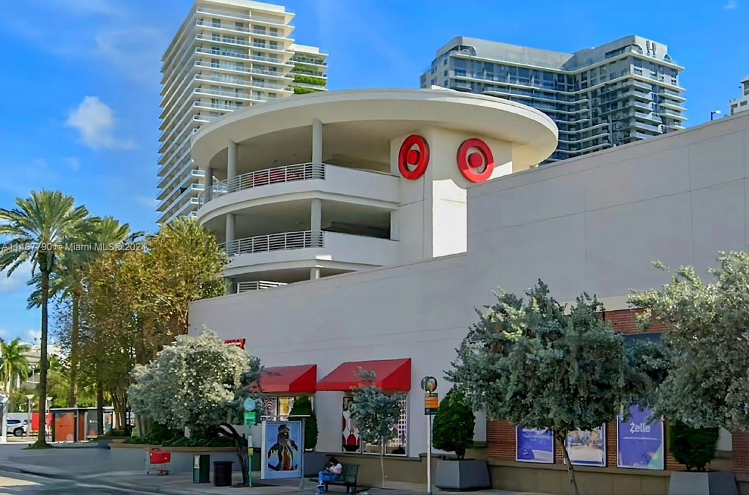 Recently Sold: $499,000 (1 beds, 1 baths, 761 Square Feet)