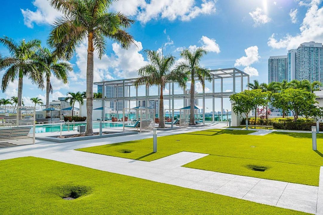 Recently Sold: $499,000 (1 beds, 1 baths, 761 Square Feet)