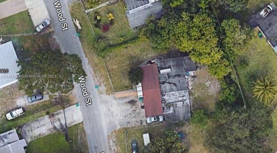 Recently Sold: $300,000 (3 beds, 2 baths, 1931 Square Feet)