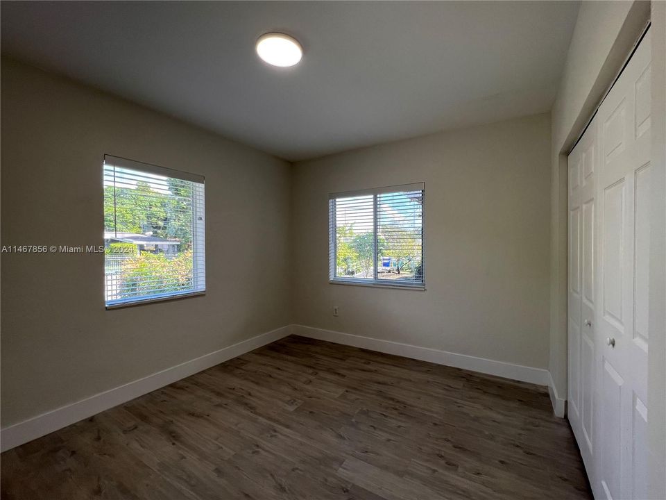 Recently Rented: $2,595 (2 beds, 1 baths, 780 Square Feet)