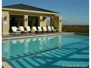 Recently Rented: $2,050 (1 beds, 1 baths, 733 Square Feet)