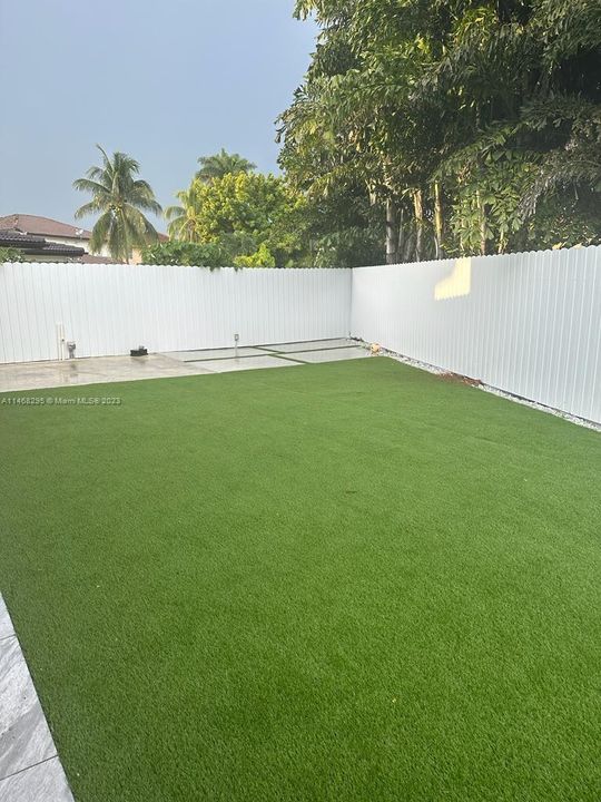 Recently Rented: $6,000 (4 beds, 3 baths, 2956 Square Feet)